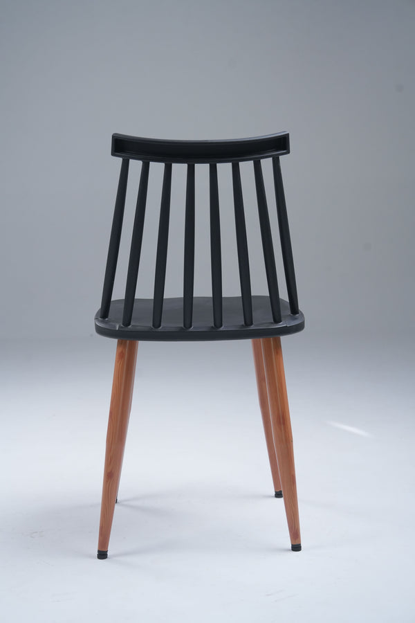 Mickey Visitor Chair – Effortless Style Meets Café Chic