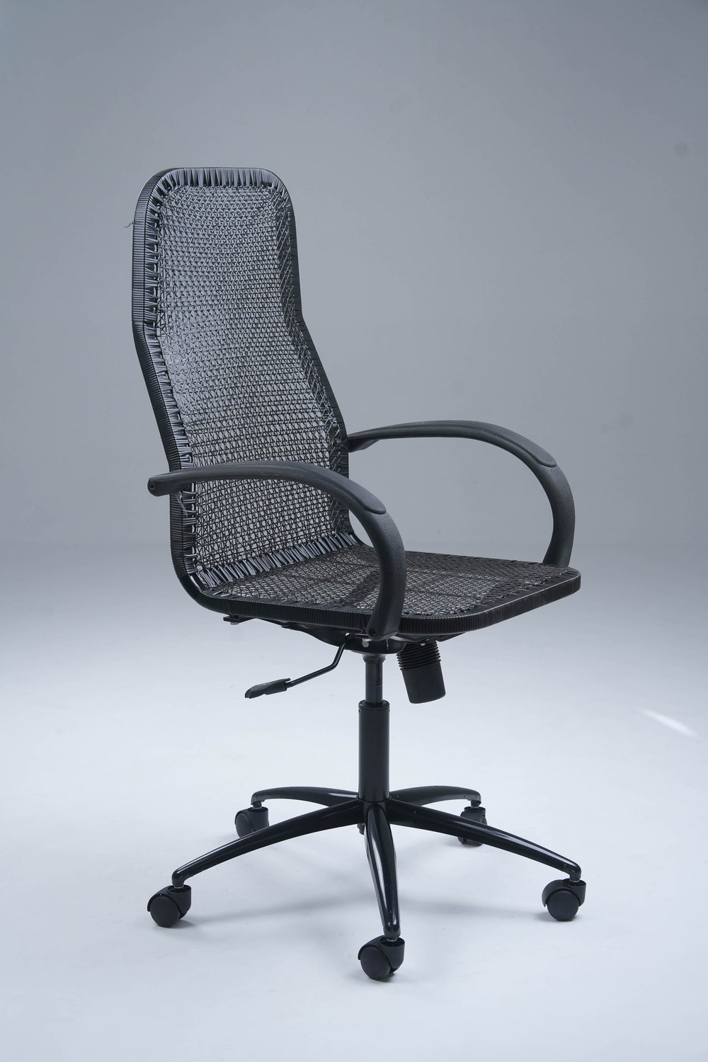 Grace High-Back Rolling Chair – Breezy Comfort in Motion