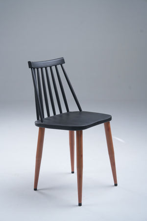 Mickey Visitor Chair – Effortless Style Meets Café Chic