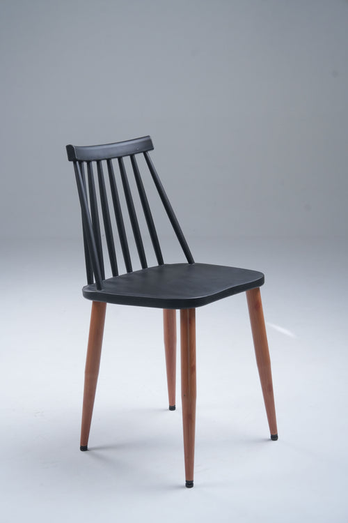 Mickey Visitor Chair – Effortless Style Meets Café Chic
