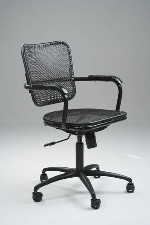 Grace Medium-Back Rolling Chair – Breezy Comfort in Motion