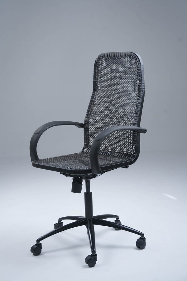 Grace High-Back Rolling Chair – Breezy Comfort in Motion