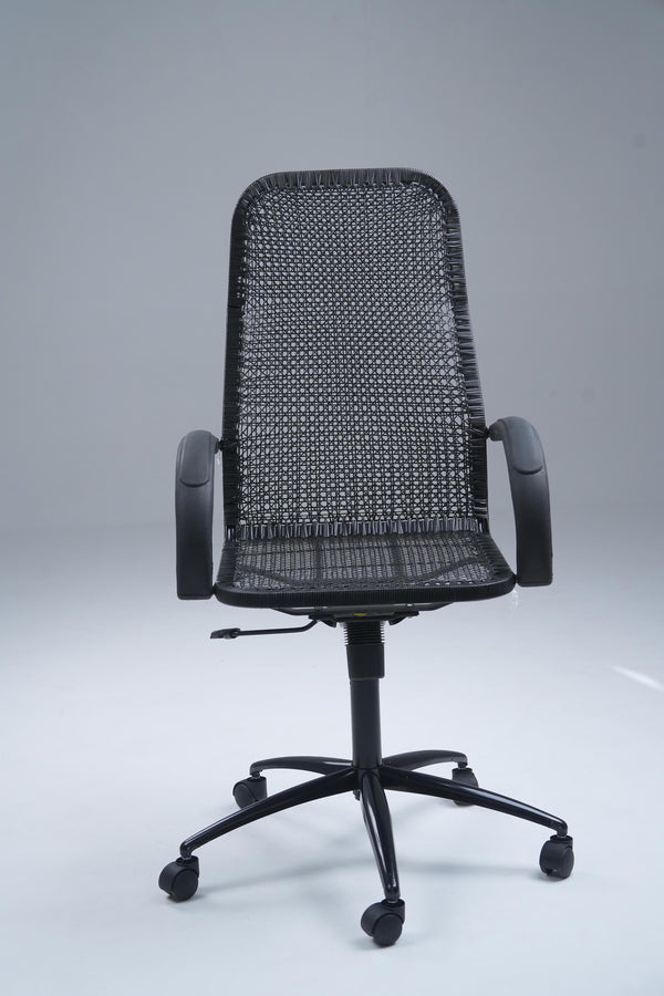 Grace High-Back Rolling Chair – Breezy Comfort in Motion