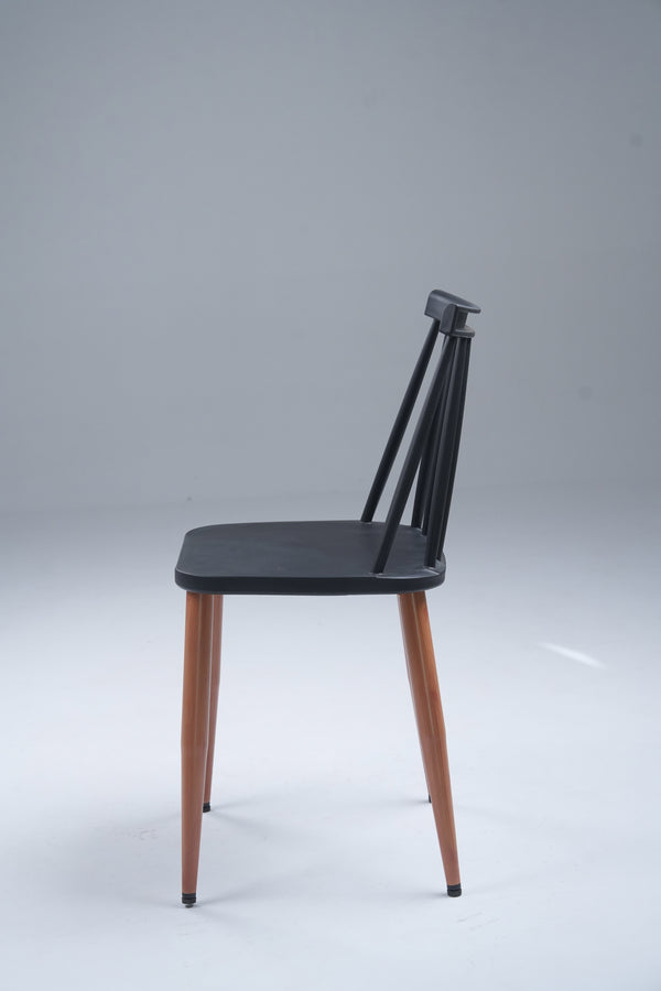 Mickey Visitor Chair – Effortless Style Meets Café Chic